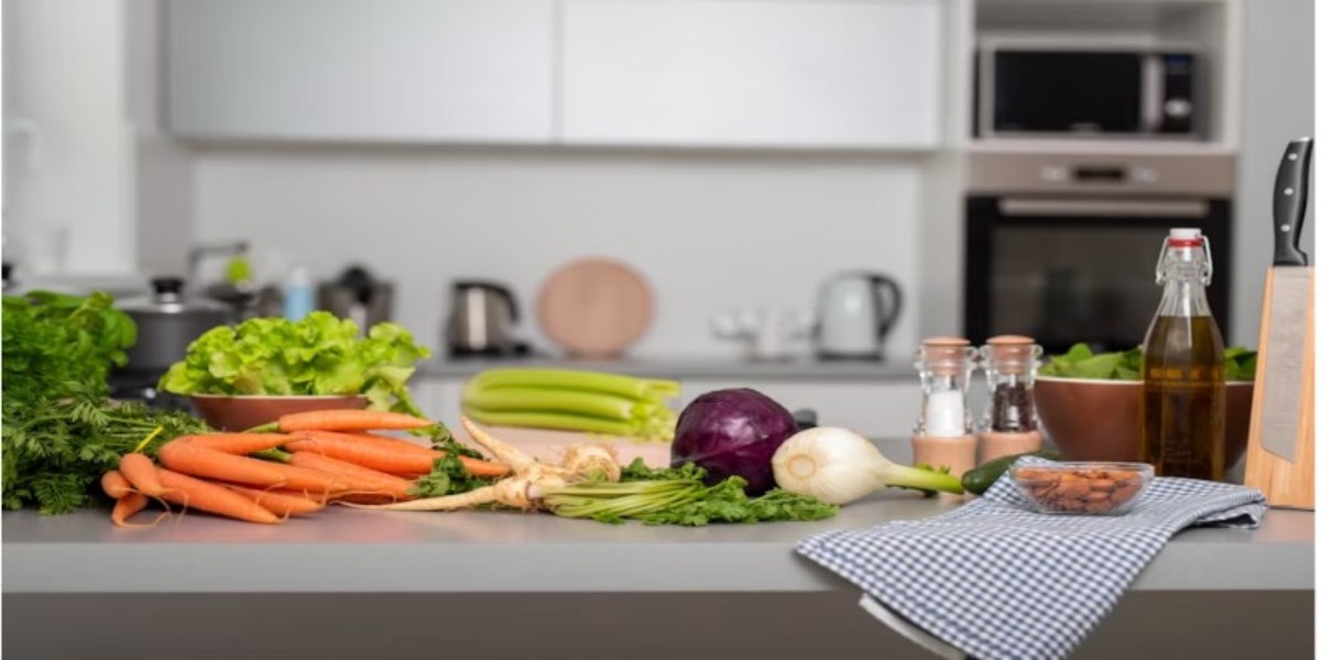 Micro-Influencer Kitchen Hacks: How Pakistani Food Bloggers are Slashing Oil Usage